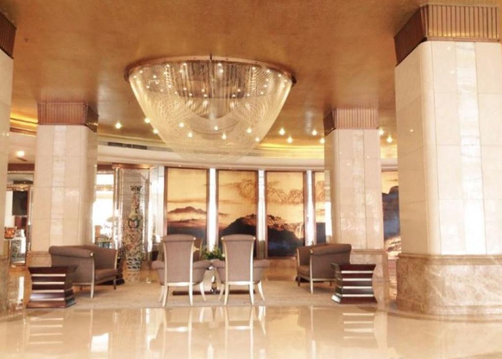 Yunheng Hotel Neijiang Bagian luar foto