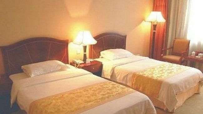 Yunheng Hotel Neijiang Ruang foto